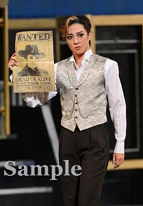 風間柚乃 舞台写真／月組大劇場公演『ゴールデン・リバティ』『PHOENIX RISING』