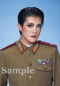 諏訪さき スチール写真／雪組東京建物 Brillia HALL、梅田芸術劇場メインホール公演『愛の不時着』