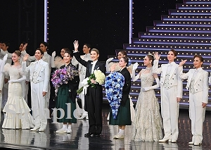 芹香　他 舞台写真／「芹香斗亜サヨナラショー」