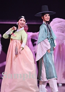 英・羽音 舞台写真／月組東京公演『ゴールデン・リバティ』『PHOENIX RISING』