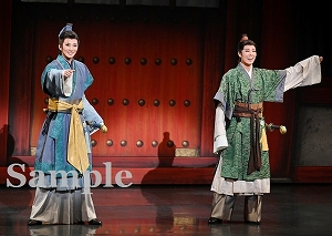 極美・碧海 舞台写真／星組宝塚バウホール公演『にぎたつの海に月出づ』