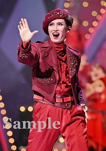 瀬央ゆりあ 舞台写真／雪組大劇場公演『ROBIN THE HERO』『オーヴァチュア！』