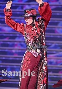 瀬央ゆりあ 舞台写真／雪組大劇場公演『ROBIN THE HERO』『オーヴァチュア！』