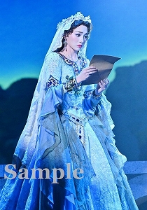 夢白あや 舞台写真／雪組大劇場公演『ROBIN THE HERO』『オーヴァチュア！』