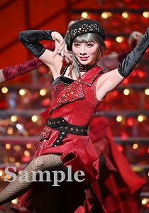 夢白あや 舞台写真／雪組大劇場公演『ROBIN THE HERO』『オーヴァチュア！』