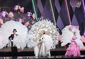 フィナーレ 舞台写真／雪組大劇場公演『ROBIN THE HERO』『オーヴァチュア！』