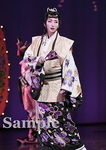 桜木みなと 舞台写真/宙組東京公演『宝塚110年の恋のうた 桜木みなと 舞台写真/宙組東京公演『宝塚110年の恋のうた
