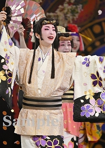 桜木みなと 舞台写真／宙組東京公演『宝塚110年の恋のうた』『Razzle Dazzle』