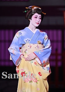 春乃さくら 舞台写真／宙組東京公演『宝塚110年の恋のうた』『Razzle Dazzle』