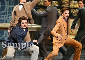 希波・夏希 舞台写真／花組宝塚バウホール公演『儚き星の照らす海の果てに』