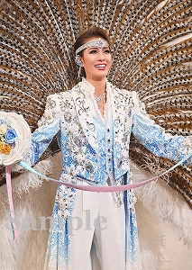 宝塚歌劇団　花組　永久輝せあ　舞台写真 永久輝せあ - 宝塚歌劇花組の魅力は“温かさ”、「元禄バロック