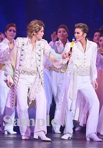 暁・極美 舞台写真／星組大劇場公演『阿修羅城の瞳』『エスペラント！』