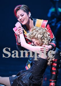 朝美・夢白 舞台写真／雪組東京公演『ROBIN THE HERO』『オーヴァチュア！』