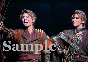 朝美・縣 舞台写真／雪組東京公演『ROBIN THE HERO』『オーヴァチュア！』