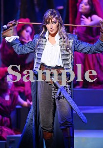 聖乃あすか 舞台写真／花組大劇場公演『悪魔城ドラキュラ』『愛，Love Revue！』