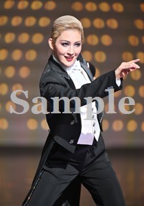 聖乃あすか 舞台写真／花組大劇場公演『悪魔城ドラキュラ』『愛，Love Revue！』