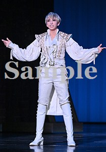 桜木みなと 舞台写真／宙組大劇場公演『PRINCE OF LEGEND』『BAYSIDE STAR』