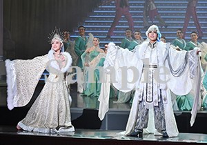 桜木・春乃 舞台写真／宙組大劇場公演『PRINCE OF LEGEND』『BAYSIDE STAR』
