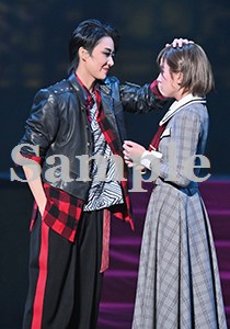 泉堂・風羽 舞台写真／宙組新人公演『PRINCE OF LEGEND』