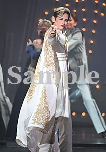 朝美絢 舞台写真／雪組大劇場公演『ボー・ブランメル～美しすぎた男～』『Prayer～祈り～』