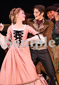 朝美・夢白 舞台写真／雪組大劇場公演『ボー・ブランメル～美しすぎた男～』『Prayer～祈り～』