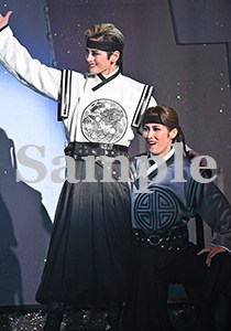 朝美・瀬央 舞台写真／雪組大劇場公演『ボー・ブランメル～美しすぎた男～』『Prayer～祈り～』