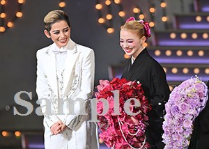 朝美・夢白 舞台写真／「夢白あやサヨナラショー」