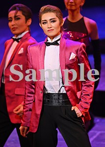 希波らいと 舞台写真／花組梅田芸術劇場シアター・ドラマシティ公演『DEAN』