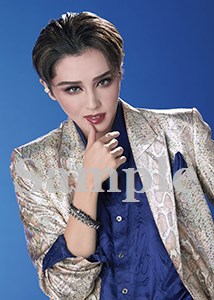 暁千星 2Lスチール写真／星組『恋する天動説』『DYNAMIC NOVA』