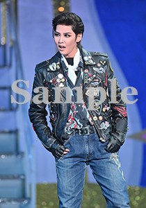 瑠風輝 舞台写真／星組大劇場公演『恋する天動説』『DYNAMIC NOVA』