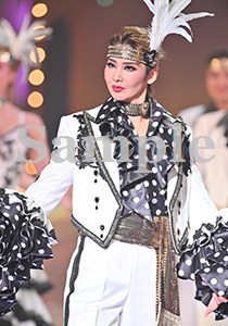 瑠風輝 舞台写真／星組大劇場公演『恋する天動説』『DYNAMIC NOVA』