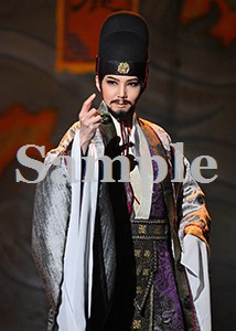 夢奈瑠音 舞台写真／月組宝塚バウホール公演『雨にじむ渤海』