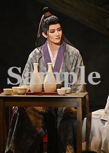 礼華はる 舞台写真／月組宝塚バウホール公演『雨にじむ渤海』