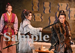 彩海・白河・瑠皇 舞台写真／月組宝塚バウホール公演『雨にじむ渤海』