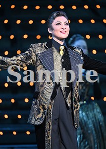 鳳月杏 舞台写真／月組東京国際フォーラム公演『侍タイムスリッパー』