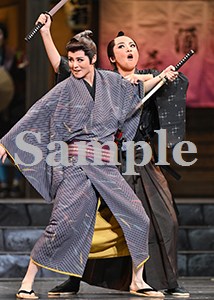 鳳月・英 舞台写真／月組東京国際フォーラム公演『侍タイムスリッパー』