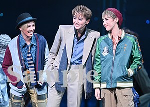 暁・天飛・稀惺 舞台写真／星組東京公演『恋する天動説』『DYNAMIC NOVA』