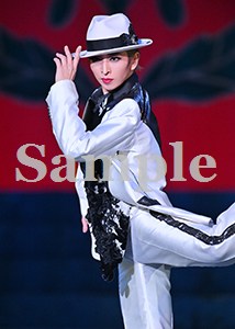 桜木みなと 舞台写真／宙組博多座公演『愛するには短すぎる』