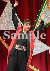 風色日向 舞台写真／宙組博多座公演『愛するには短すぎる』