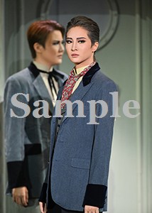 亜音有星 舞台写真／宙組博多座公演『愛するには短すぎる』