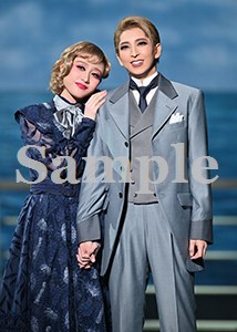 桜木・春乃 舞台写真／宙組博多座公演『愛するには短すぎる』