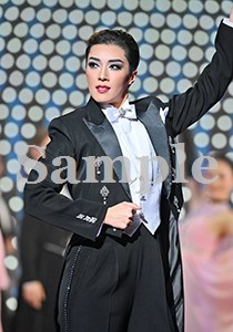 風間柚乃 舞台写真／月組大劇場公演『RYOFU』『水晶宮殿』