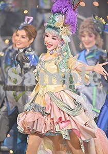 天紫珠李 舞台写真／月組大劇場公演『RYOFU』『水晶宮殿』