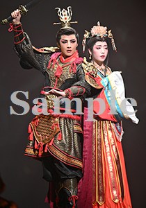 鳳月・天紫 舞台写真／月組大劇場公演『RYOFU』『水晶宮殿』