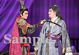 鳳月・風間 舞台写真／月組大劇場公演『RYOFU』『水晶宮殿』