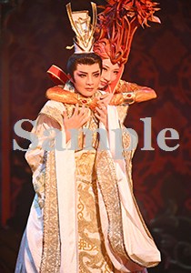 鳳月・羽音 舞台写真／月組大劇場公演『RYOFU』『水晶宮殿』