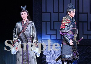 礼華・彩海 舞台写真／月組大劇場公演『RYOFU』『水晶宮殿』