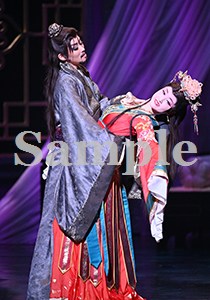 和真・薫乃 舞台写真／月組新人公演『RYOFU』