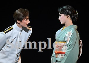 縣・華純 舞台写真／雪組梅田芸術劇場メインホール公演『波うららかに、めおと日和』