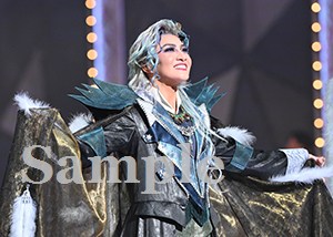 鳳月杏 舞台写真／月組東京公演『RYOFU』『水晶宮殿』